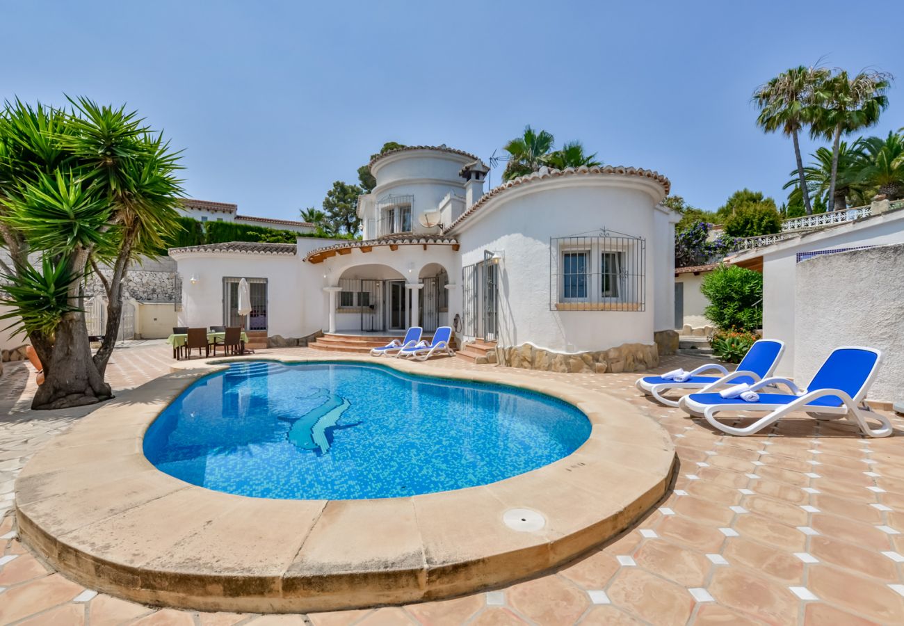 Villa à Moraira - SEBASTIAN, villa pour 4 pax à Moraira et piscine privée. wifi gratuit