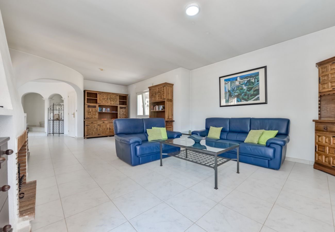 Villa à Moraira - SEBASTIAN, villa pour 4 pax à Moraira et piscine privée. wifi gratuit