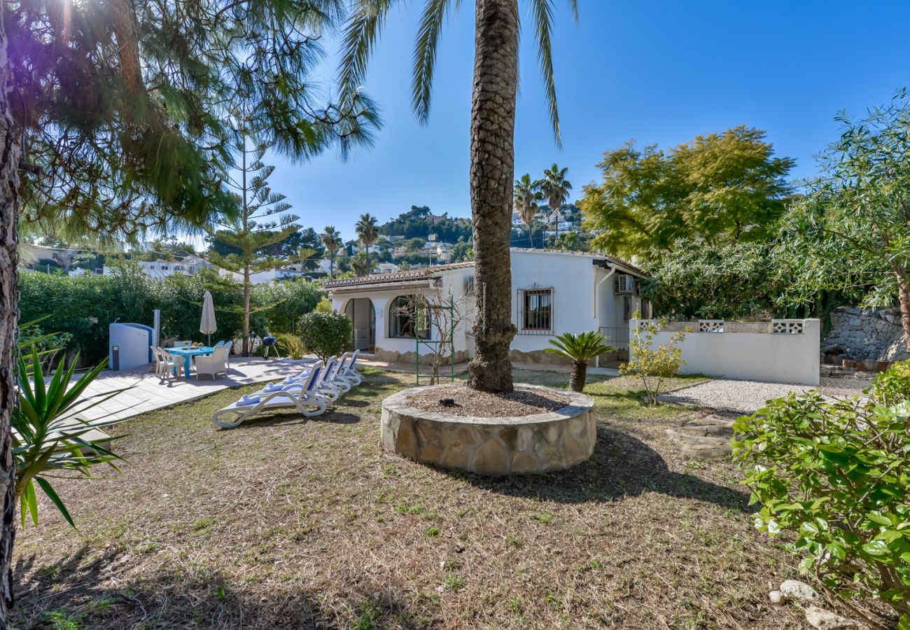 Villa à Moraira - Villa à louer à Moraira BENIALI, pour 6 pax avec piscine privée.