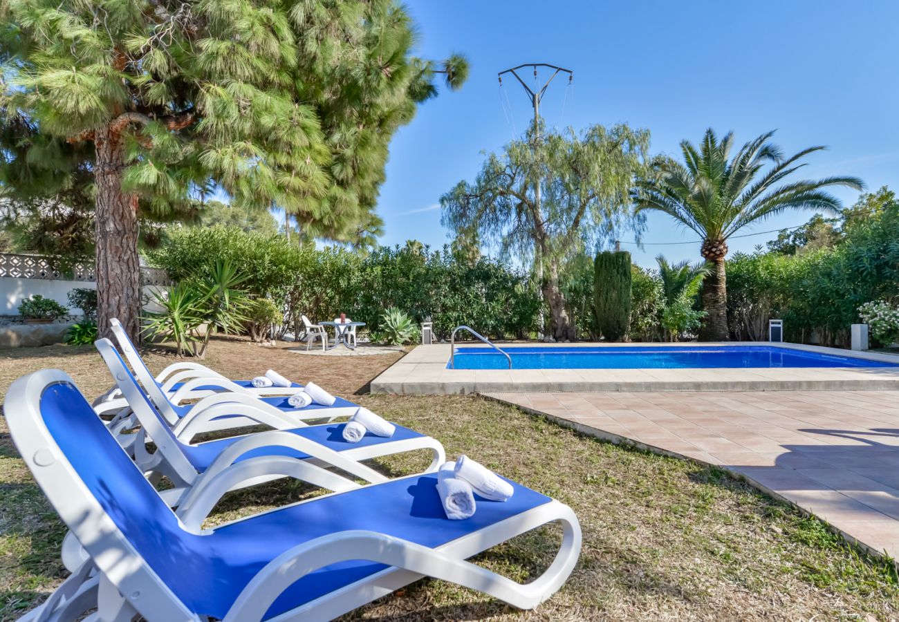 Villa à Moraira - Villa à louer à Moraira BENIALI, pour 6 pax avec piscine privée.