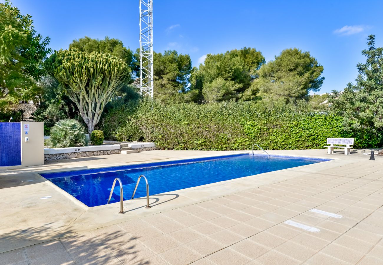 Bungalow à Moraira - MEU LAR, Bungalow confortable idéal pour les couples, près de la plage