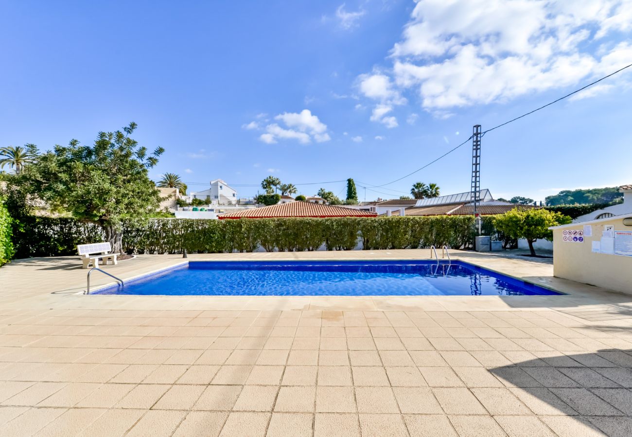 Bungalow à Moraira - MEU LAR, Bungalow confortable idéal pour les couples, près de la plage