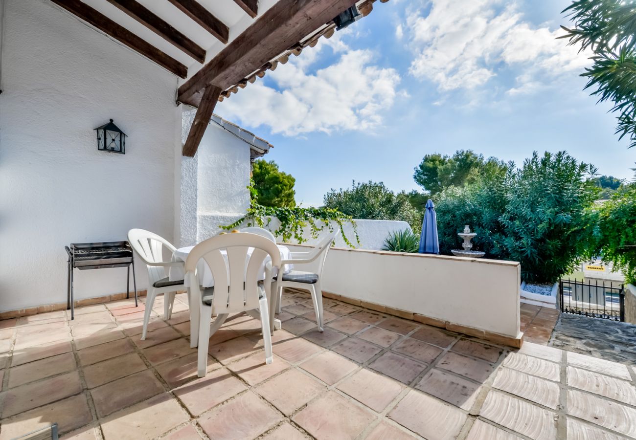 Bungalow à Moraira - MEU LAR, Bungalow confortable idéal pour les couples, près de la plage