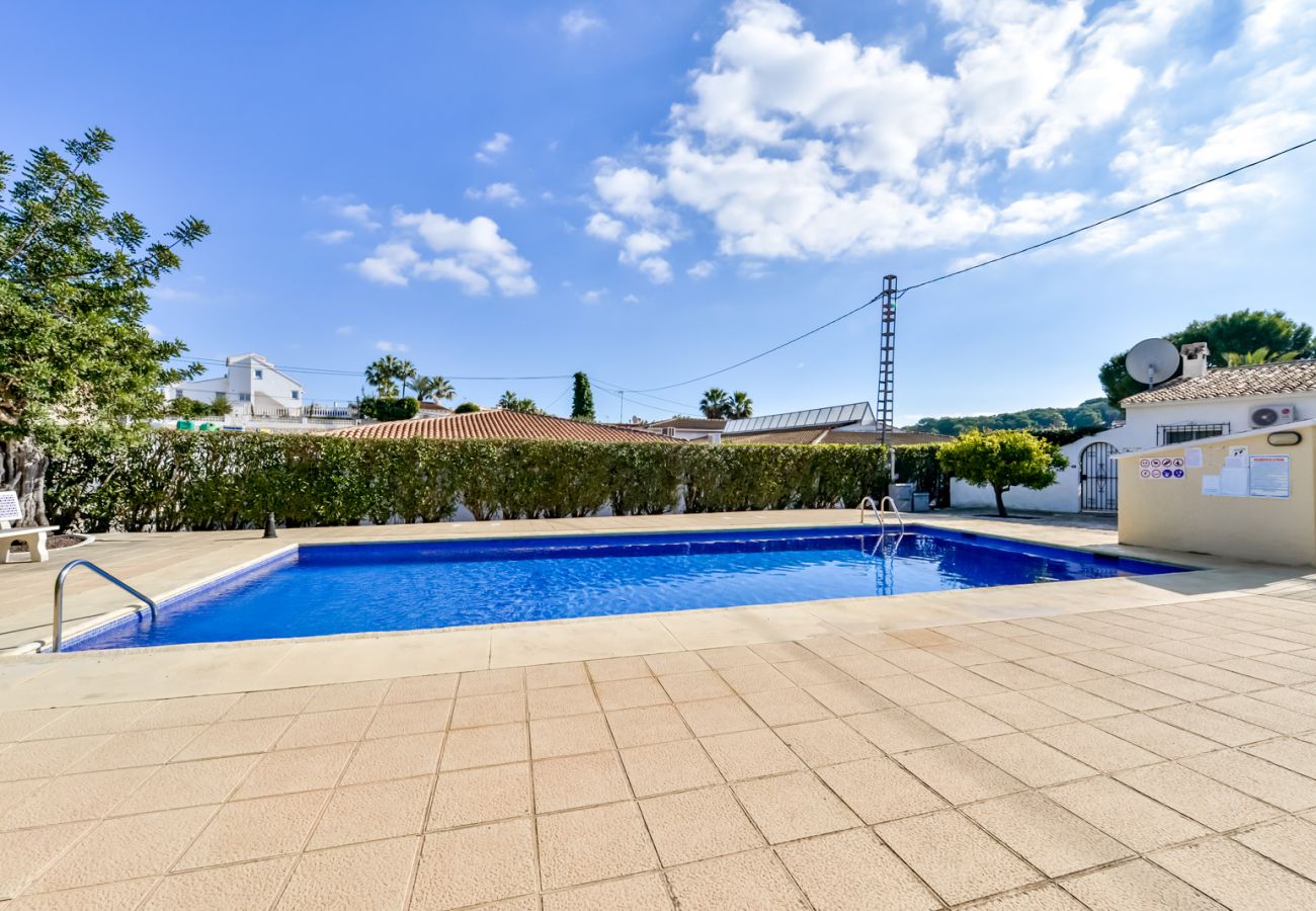 Bungalow à Moraira - MEU LAR, Bungalow confortable idéal pour les couples, près de la plage