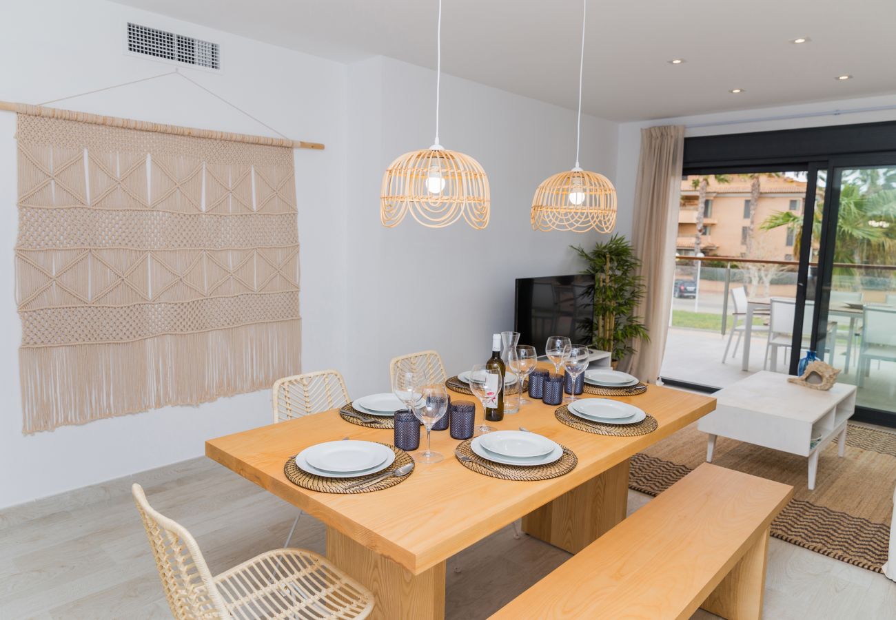 Appartement à Javea - Altamar Plus Apartment Javea Arenal,  Élégant avec AC, Wifi, terrasse et piscine