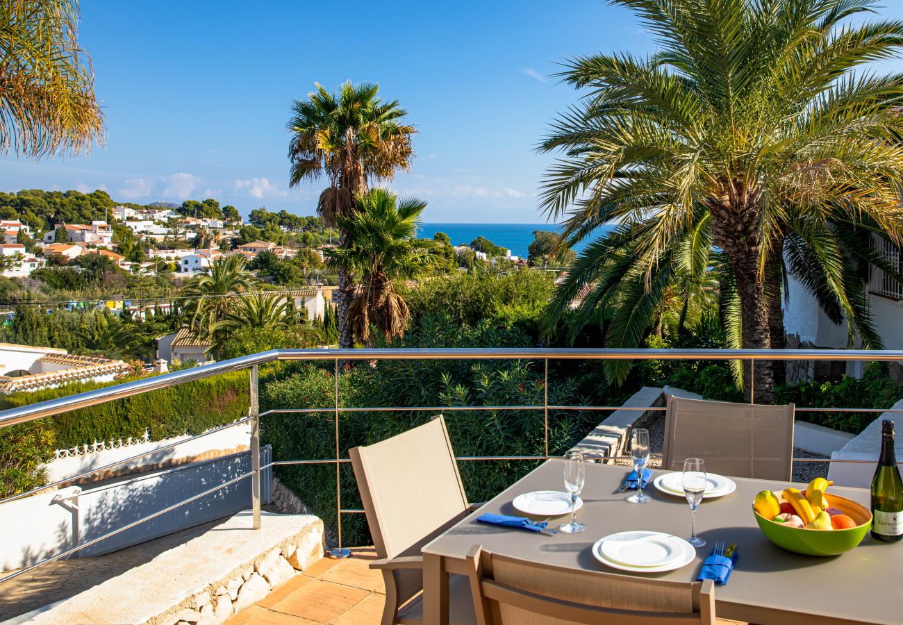 Villa à Benissa - LA PERLITA, belle villa pour 6 personnes, avec vue sur la mer sur la côte de Benissa, piscine privée et wifi gratuit.