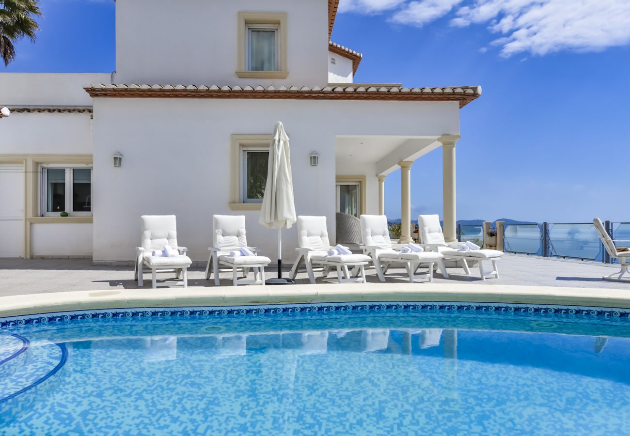 Villa à Benissa - RAPHAEL, Belle villa pour 6 pax avec vue spectaculaire sur la mer à Benissa.wifi gratuit