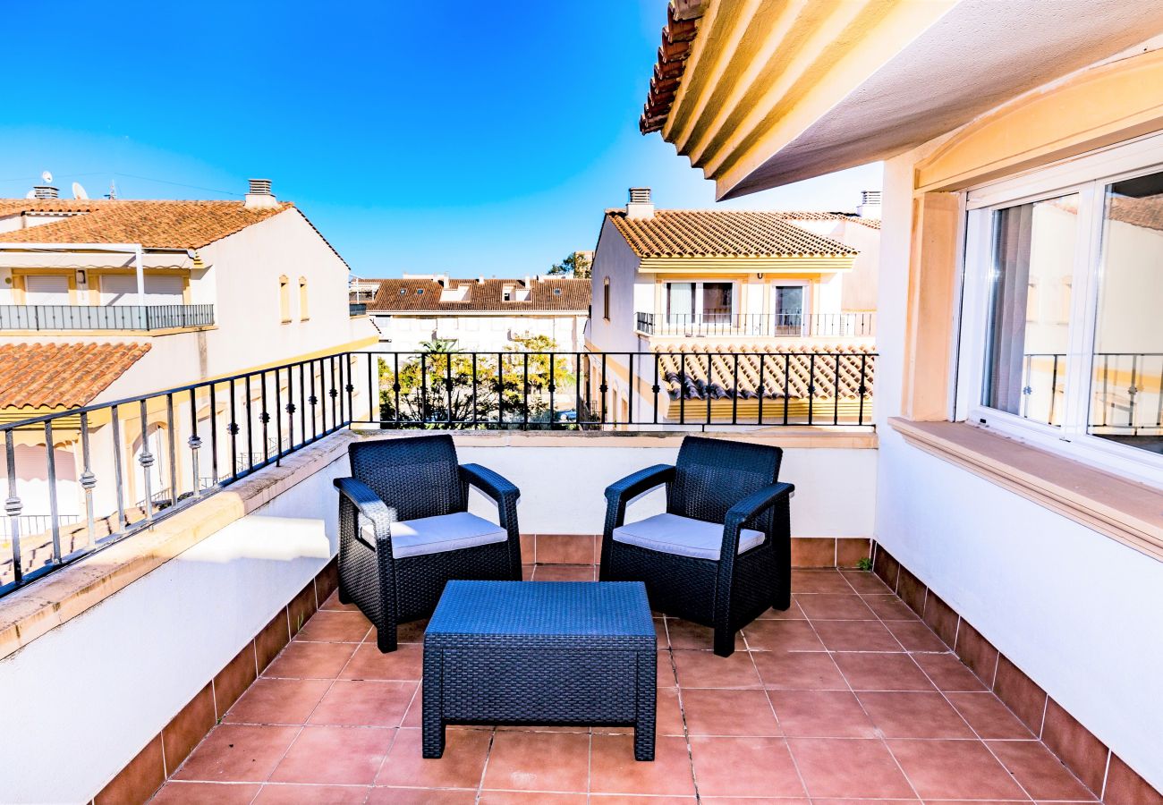 Appartement à Javea - Via Augusta II Duplex Penthouse Javea, avec Terrasse Ensoleillée et Piscine communautaire