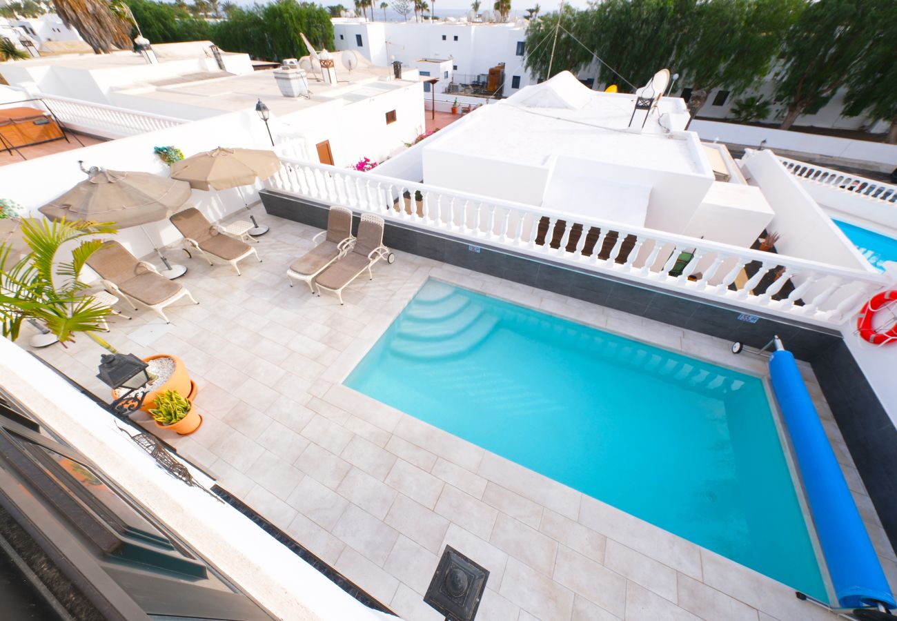 Villa à Puerto del Carmen - Fantastique villa avec piscine privée chauffée