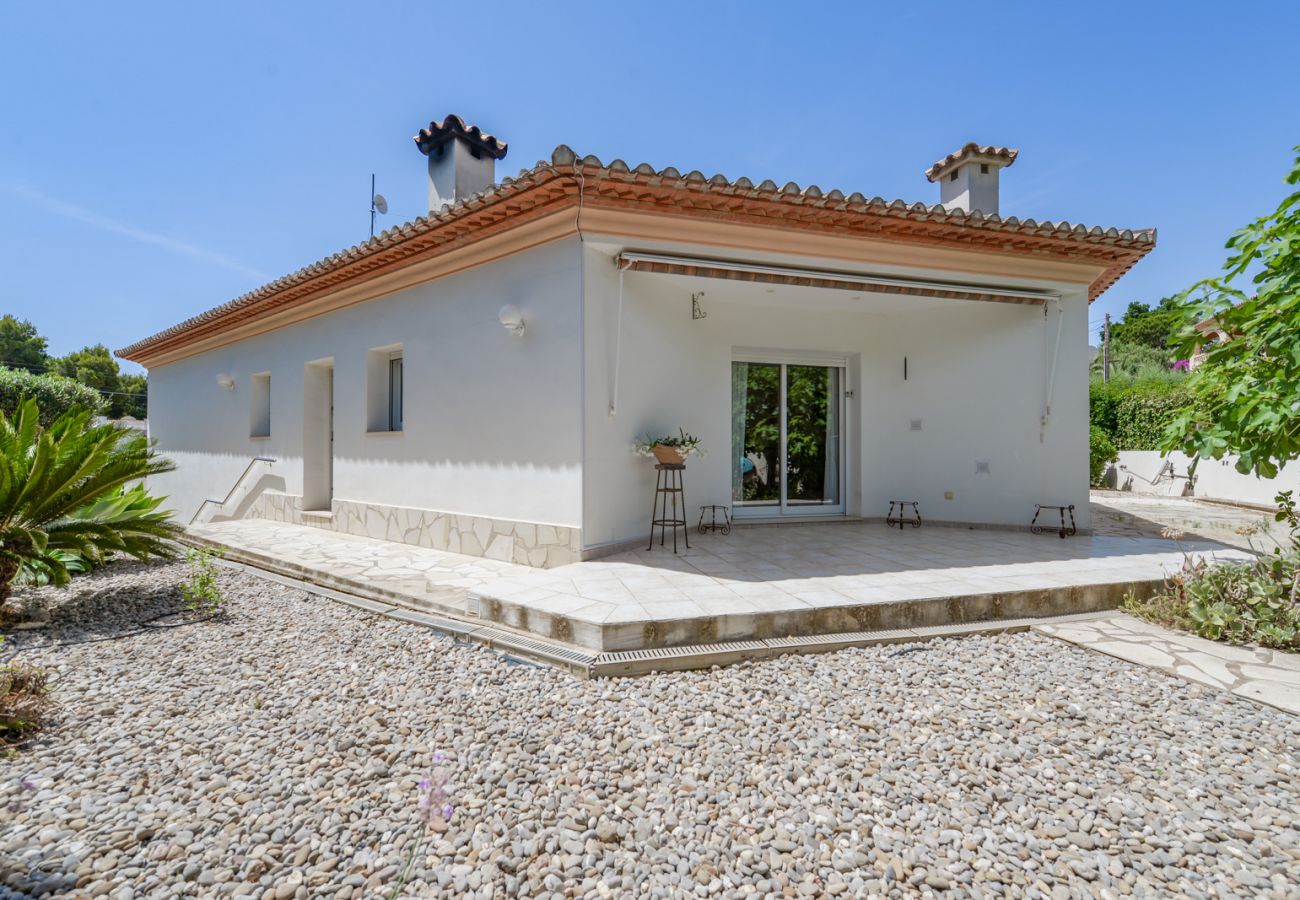 Villa à Benissa - Villa à louer à Benissa ACACIAS, à Cala Pinets avec piscine privée pour 6 pax 