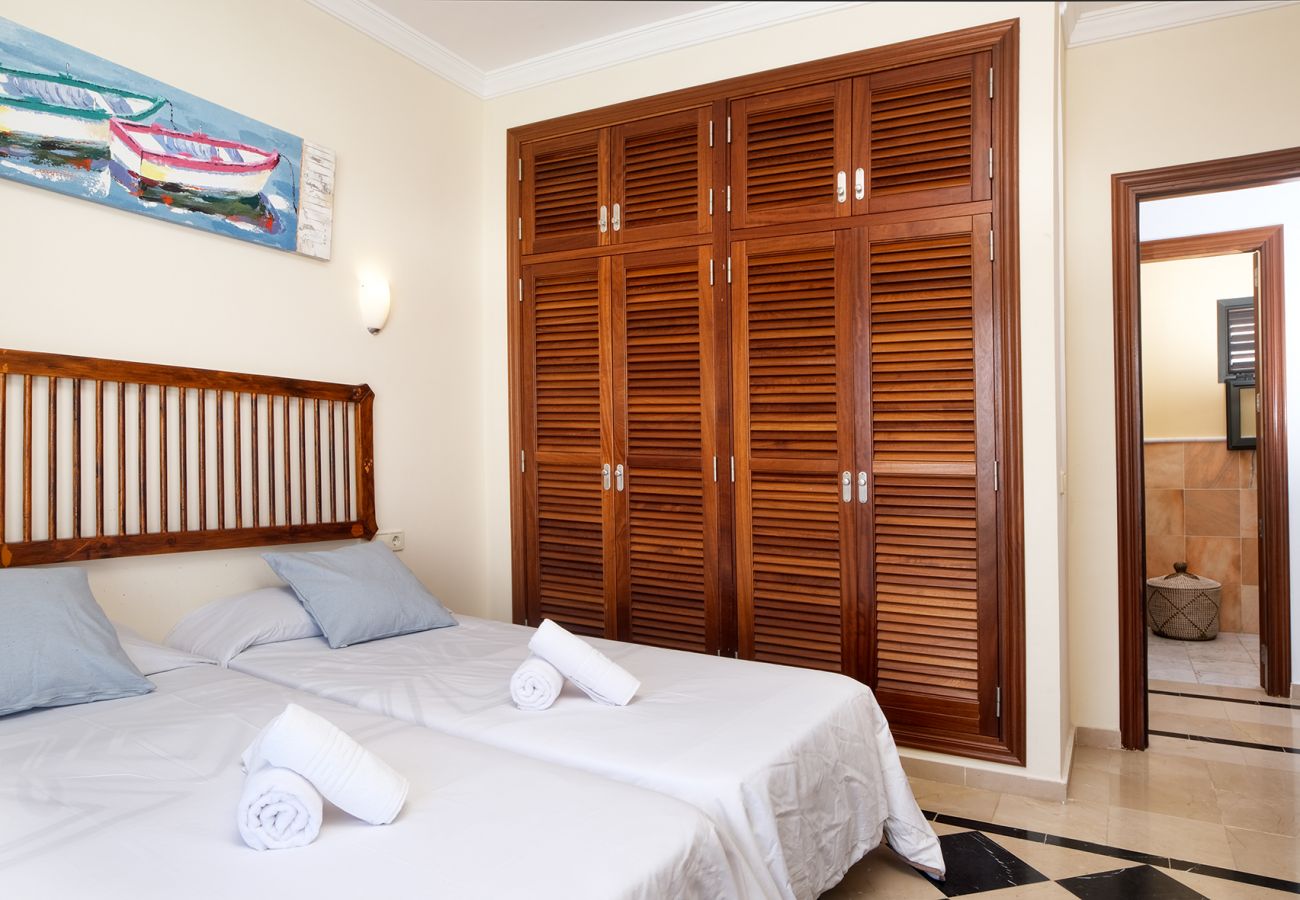 Maison à Playa Blanca - Casa Fatmar Montaña Roja - Maison de vacances spacieuse avec piscine privée. Animaux acceptés 