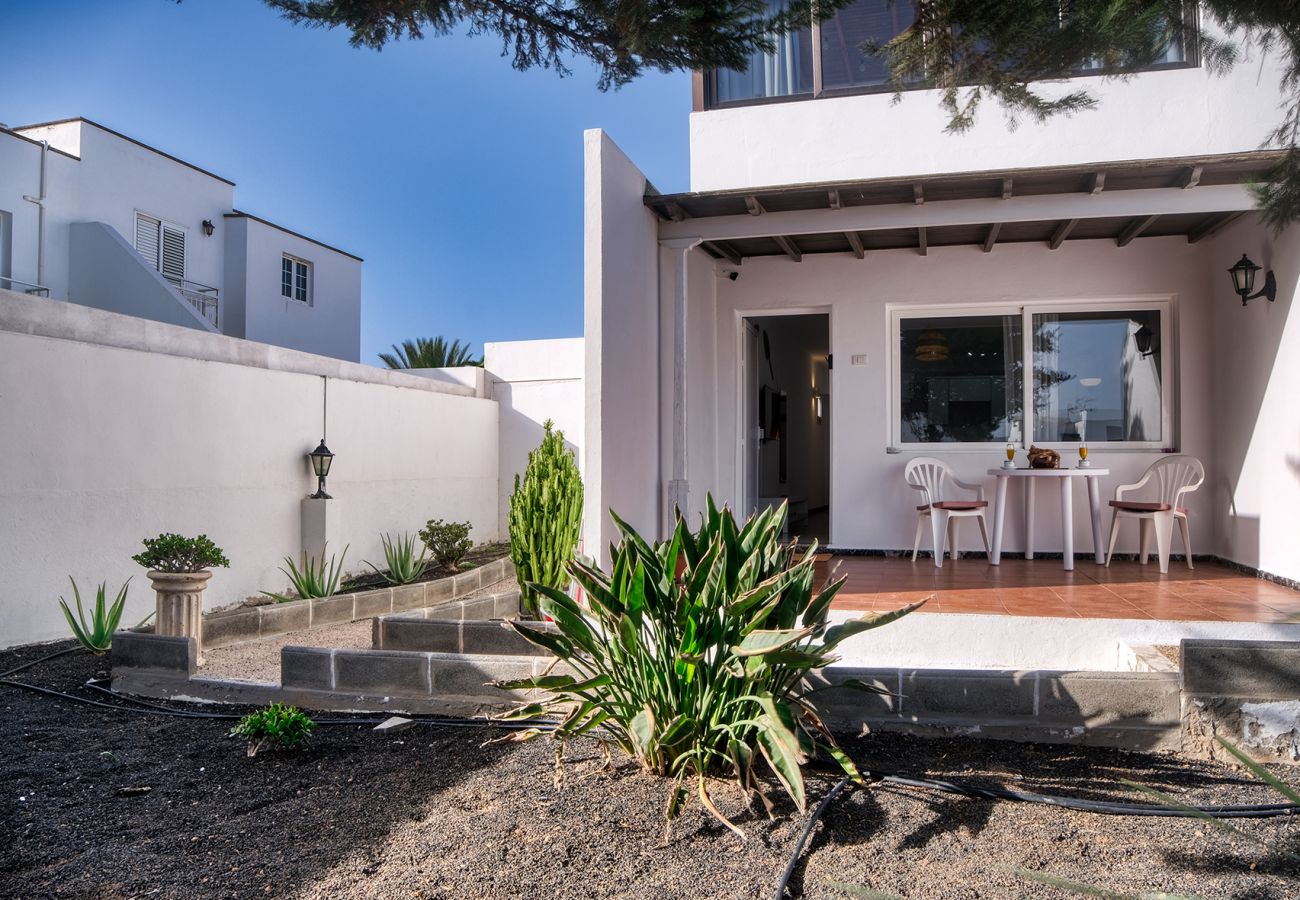 Maison à Puerto del Carmen - Suite Zefiro - 500m de la plage, terrasse et WiFi rapide