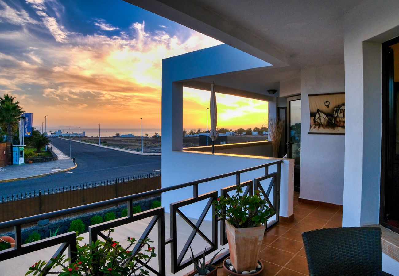 Maison à Playa Blanca - Casa Efesto - 3 chambres avec piscine, terrasse et vue sur Fuerteventura