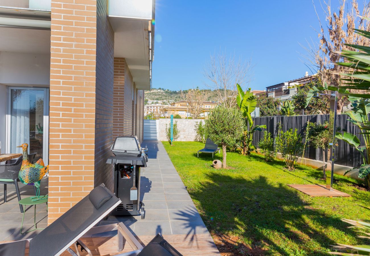 Appartement à Javea - Paraiso Verde Apartment Javea, Avec AC, Grande Terrasse, Jardin Privé et Piscine Communautaire 