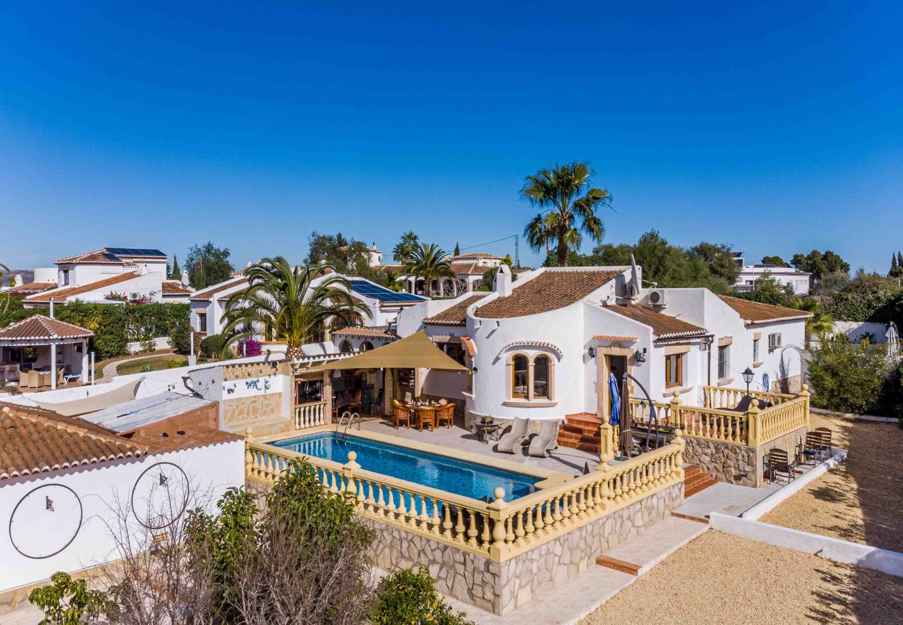 Villa à Javea - Villa Cristina Pinosol Javea avec piscine privée et terrasse ensoleillée